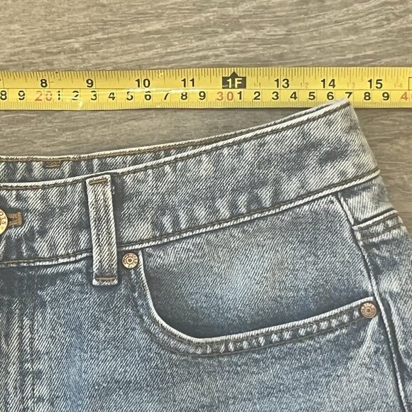 Talbots Women’s High Waist Relaxed Straight Leg Jeans Size 6 Light Wash 90s - Picture 6 of 8